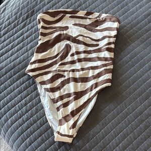 BNWT Rhythm Yala Strapless Swimsuit